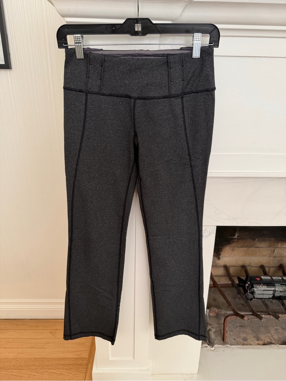 LULULEMON Dark Gray Athletic Leggings